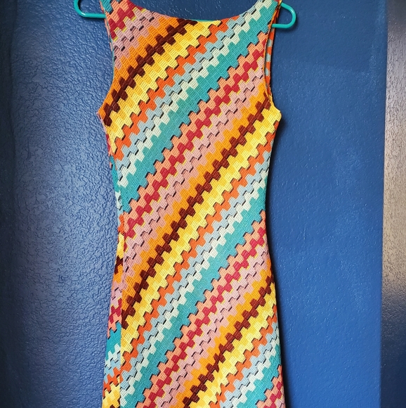 Dress - Picture 2 of 3